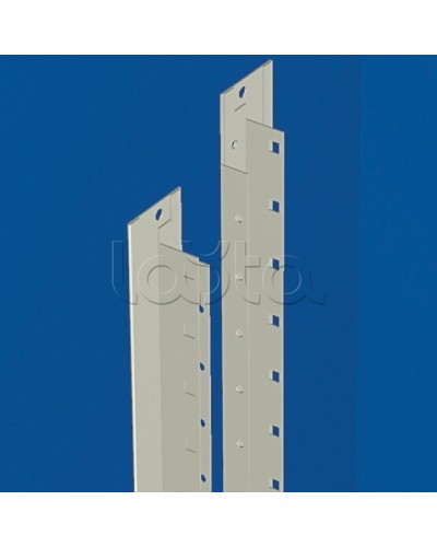 Стойки вертикальные, для установки панелей, для шкафов В=1800мм, 1 упаковка - 2шт. DKC R5TE18 в Москве Аксессуары для стоек и шкафов Pintop.ru