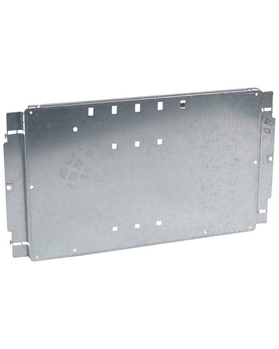 Пластина Legrand 020207 в Москве Щиты электрические Pintop.ru