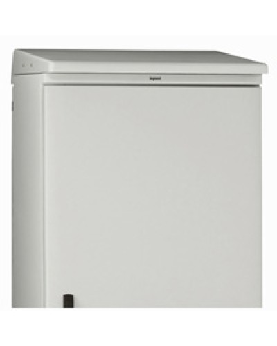 Цоколь Legrand 036296 в Москве Цоколи для шкафов и стоек Pintop.ru