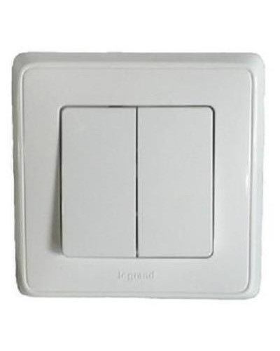 Выключатель автоматические клеммы 10 А 250 В белый Cariva Legrand 773658 в Москве Аксессуары для кабель-канала Pintop.ru